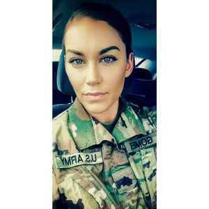 Meet your Posher, Jackie